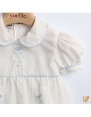 Complete in pure silk