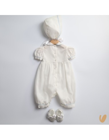 Complete in pure silk