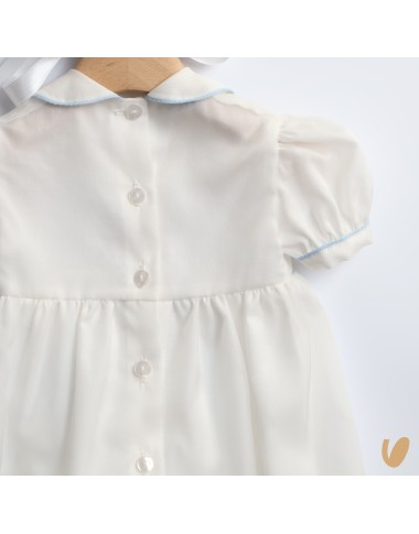 Complete in pure silk