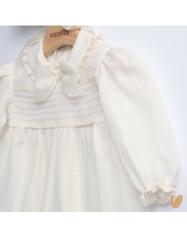 Complete in pure silk