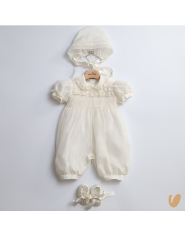 Complete in pure silk