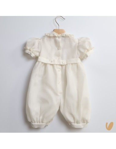 Complete in pure silk