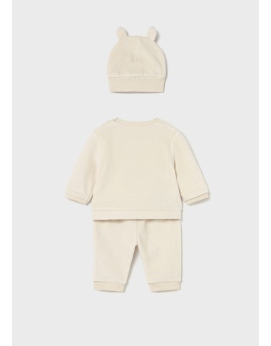 Complete knitted pants and hat