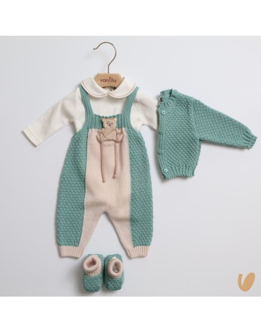 Complete in pure bear wool