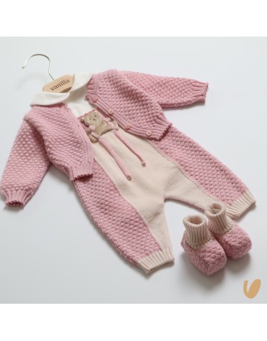 Complete in pure bear wool