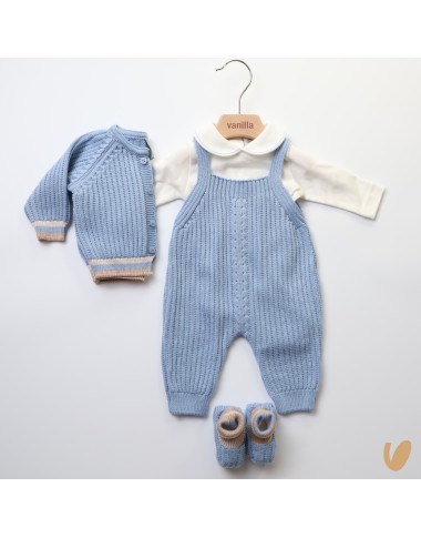 Complete in pure wool