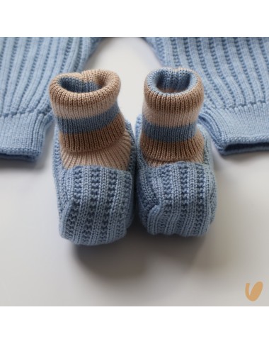 Complete in pure wool