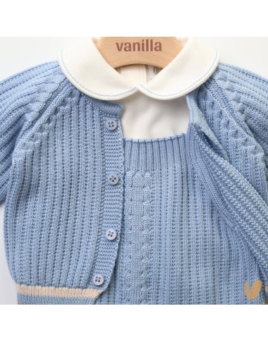 Complete in pure wool