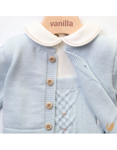 Complete in pure wool