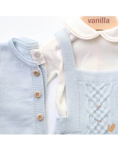 Complete in pure wool