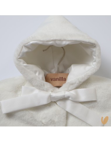 Mantella in ecopelliccia Cappotto e Giubbino