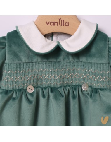 Armchair with velvet headset