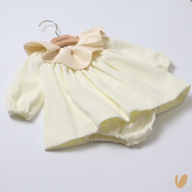 Abito in velluto collo petalo Neonata
