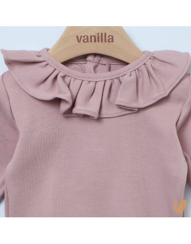 Body with ruffle collar