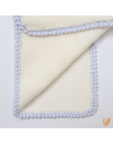 Bee nest wool blanket