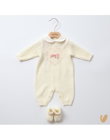 Complete birth heart in wool