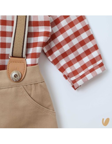 Complete with suspenders