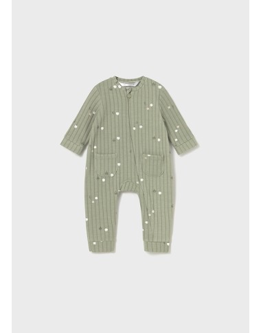 Handsuits and closing feet