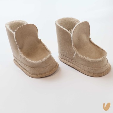 Stivaletti in camoscio e sherpa Scarpe