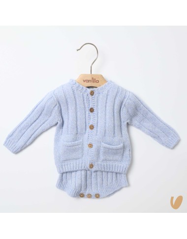 Dungarees and cardigans in Merinos wool