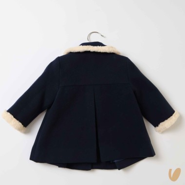 Cappotto con ecopelliccia Cappotto e Giubbino