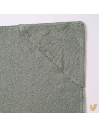 Wool and cashmere blanket