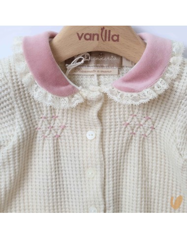 Mesh jersey with hand embroidery