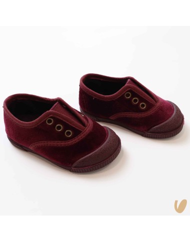 Slip on velvet shoes