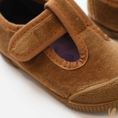 Scarpe occhielli in velluto Scarpe