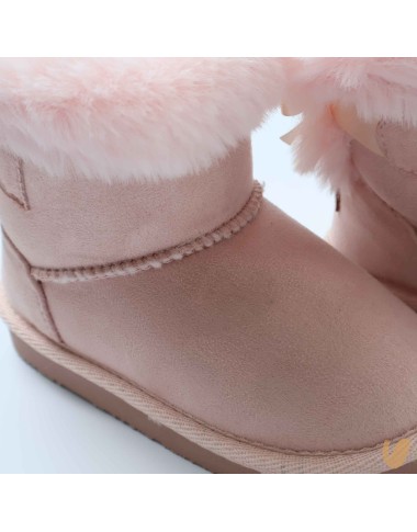 Australian boot with bow