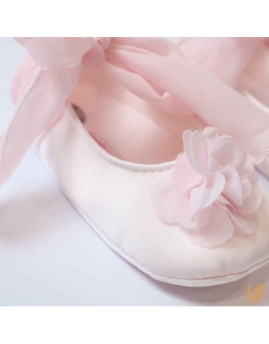 Ballerinas in chiffon bow