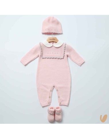 Complete birth crochet wool