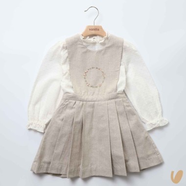 Salopette ricamata e camicia Completo