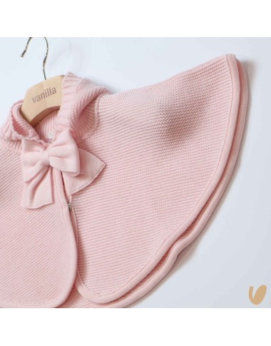 Mantella with wool bow