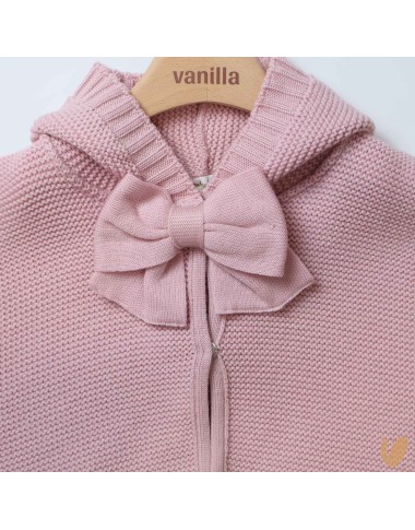 Mantella with wool bow