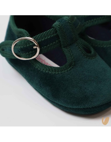 Scarpine velvet eyelets