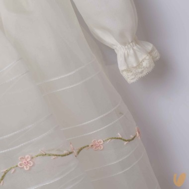 Abito in organza di seta ricamato Battesimo