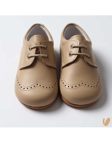 Leather lace-up shoes