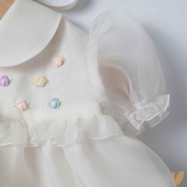 Completo in seta ricamo roselline Battesimo