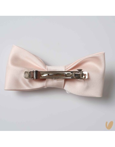 Bow buckle with flowers