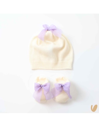 Shoes and wool blush hat