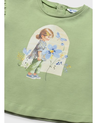 Shirt and flowers shirt