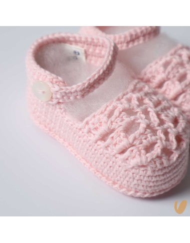 Complete birth embroidered wire