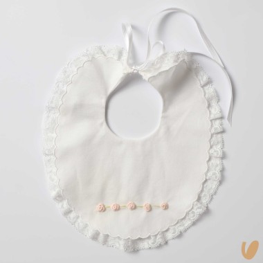 Bavetta ricamata a mano roselline Mussole e Bavette