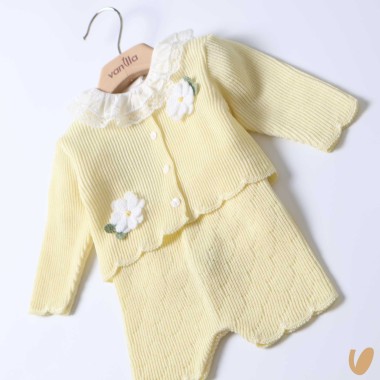 Completo in filo margherite Set Nascita e Uscita Clinica