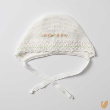 Cuffietta in filo ricamata Cappello e Babbucce