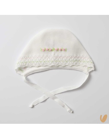 Cuffietta in filo ricamata Cappello e Babbucce