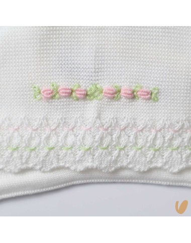 Cuffietta in filo ricamata Cappello e Babbucce