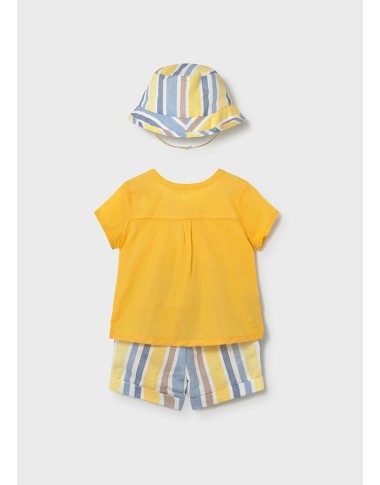 Complete hat and bermuda shirt