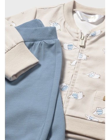 Complete body sweatshirt and trousers